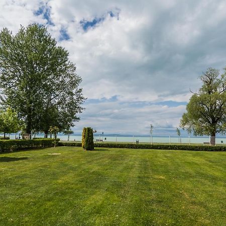 MF Golden Coast Panorama Apartment Siófok Buitenkant foto
