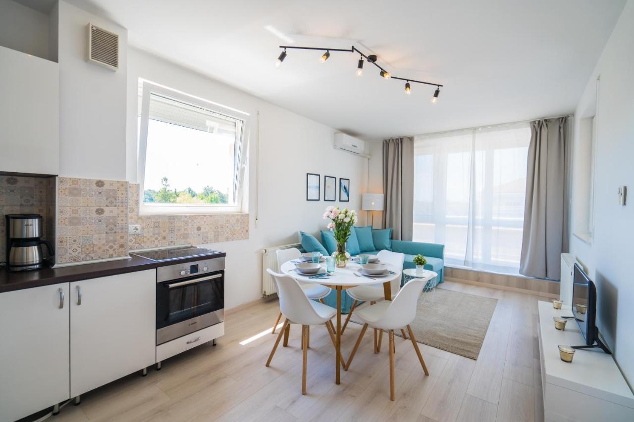 MF Golden Coast Panorama Apartment Siófok Buitenkant foto