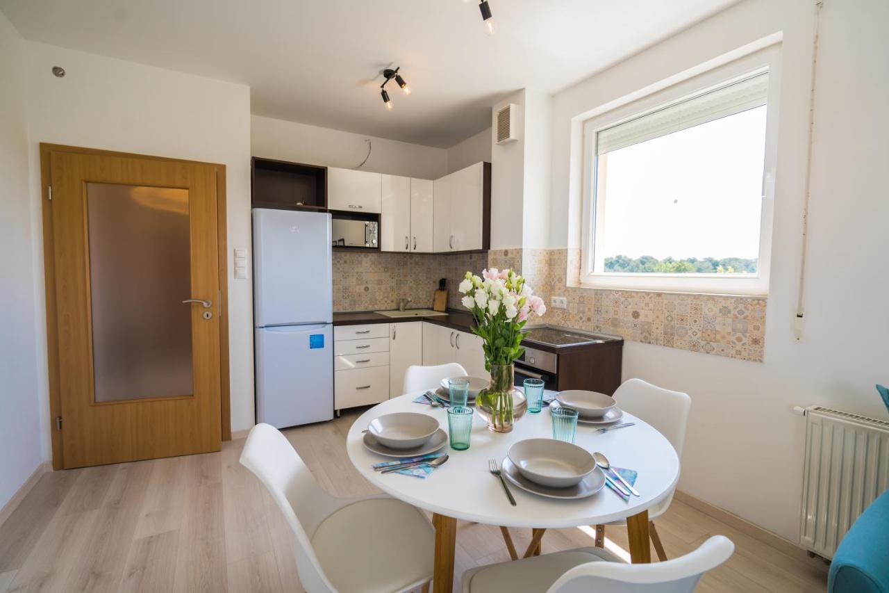 MF Golden Coast Panorama Apartment Siófok Buitenkant foto